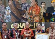 Bupati Tabalong Raih Penghargaan PPKM Award yang diserahkan Langsung Presiden Jokowi