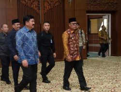 Pemkot dan Pemkab se Kalsel Menerima Sertifikat Aset Pemerintah dari Menteri ATR/BPN Didampingi Gubernur Kalsel