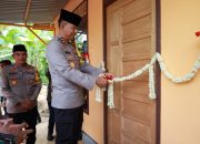 Tepat Ramadan Kapolda Kalsel Resmikan Bedah 4 Rumah Warga di Tapin Layak Huni dan Nyaman