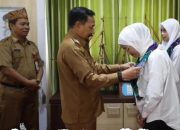 Pj Bupati Tanah Laut Lepas Enam Siswa Tala Magang ke Jepang