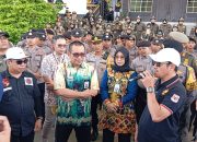 Massa Aksi Lembaga Aliansi Indonesia Kalsel Minta Tindak Tegas Kadisdikbud Sesuai Aturan