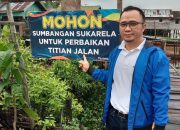 Perbaikan Titian Di Mantuil dari Sumbangan Warga, Pemerintah Kemana?