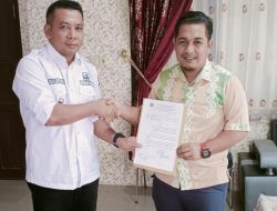 Tim Independen Beri Laporan Hasil Penilaian Tanah Dan Bangunan Kepada Kuasa Hukum Masyarakat