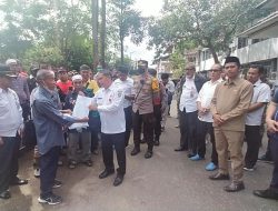ADA APA DENGAN BARAMARTA, Massa Desak DPRD Banjar Bentuk Pansus