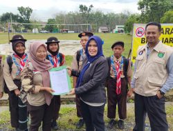 CAMAT ANGSANA LEPAS KONTINGEN LOMBA TINGKAT III