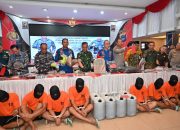 Diperairan Tanjung Selatan, Polda Kalsel Tangkap 13 Pelaku Pembajakan Kapal TB Royal 27