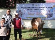 Polres Tala Gelar Sholat Idul Adha 1445 H dan Potong 12 Ekor Sapi Qurban