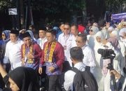 BA’ARAK Wan Ditapung Tawar Ibnu Sina dan Julak Rossi, Pasangan Arifin-Akbari Resmi Daftar ke KPU Banjarmasin