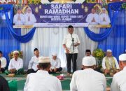 Wabup Tala HM Zazuli Serahkan Dana Hibah Rp355 Juta di Safari Ramadhan Kecamatan Bajuin