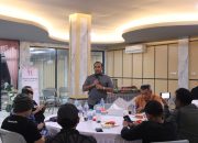 Bangun Kolaborasi, Kapolres Tanah Laut Temui Insan Pers di Suasana Penuh Keakraban