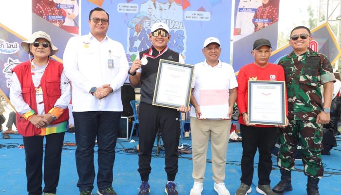 Tala Torehkan Rekor Dunia! 775 Layang-Layang Dandang Hiasi Langit Batakan