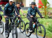 Ketua DPRD Khairil Anwar & Wabup Zazuli Tuntaskan Gowes 12 Km Bareng Warga