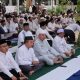 Berbaur Tanpa Sekat Bersama Ribuan Jamaah, Gubernur Kalsel Hadiri Pengajian Rutin 5 Rajab