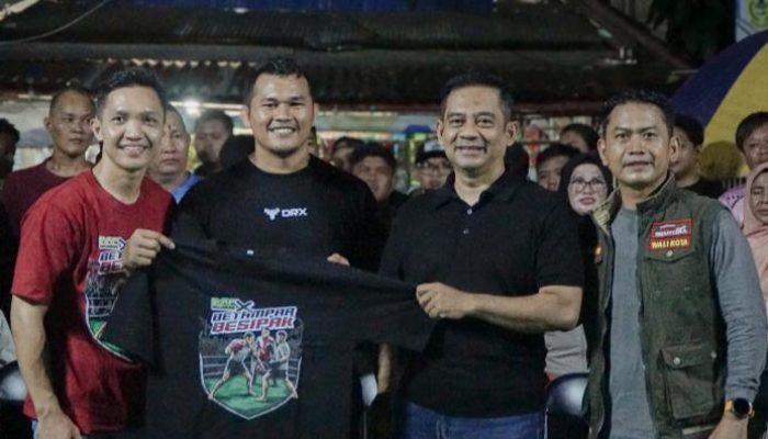OBC Fight Sport Ambil Panggung! Betampar Besipak Cetak Petarung Masa Depan Atlet Banua